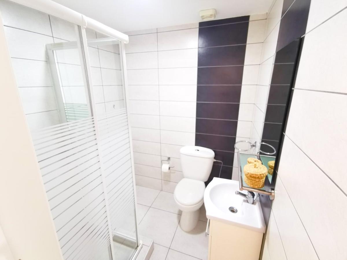 Happy Day Dreamer Apartments ピラ エクステリア 写真